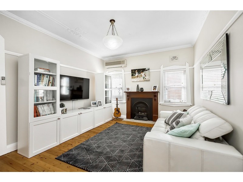 336 Lyons Road, Russell Lea NSW 2046