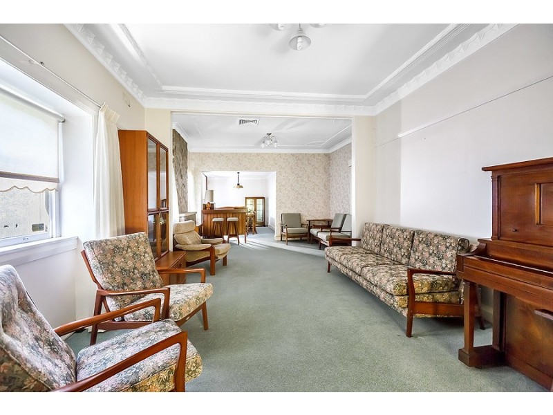 77 First Avenue, Rodd Point NSW 2046