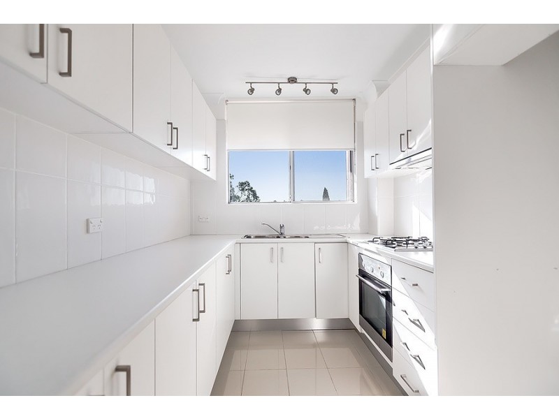 28/8 Bortfield Drive, Chiswick NSW 2046