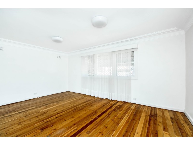 36 Duchess Avenue, Rodd Point NSW 2046