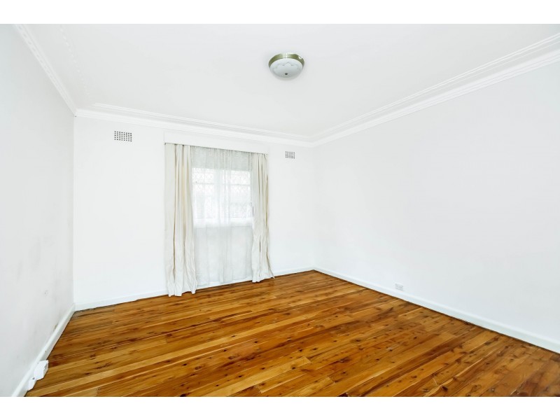 36 Duchess Avenue, Rodd Point NSW 2046