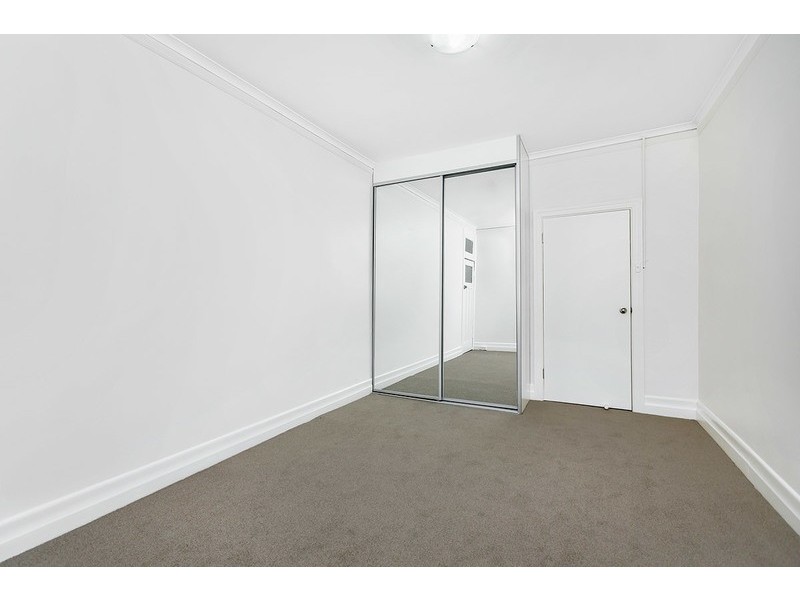 2/25 Lyons Road, Drummoyne NSW 2047