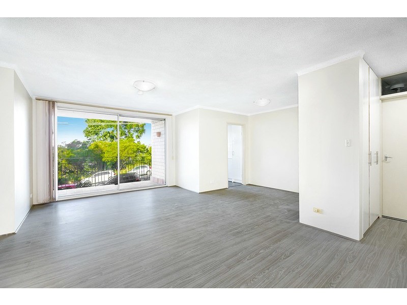 1/14 Bortfield Drive, Chiswick NSW 2046