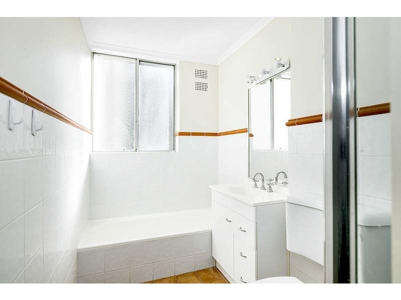 1/14 Bortfield Drive, Chiswick NSW 2046