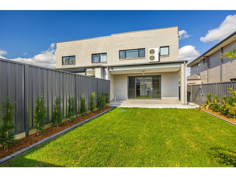 10 Alamein Road, Revesby Heights NSW 2212