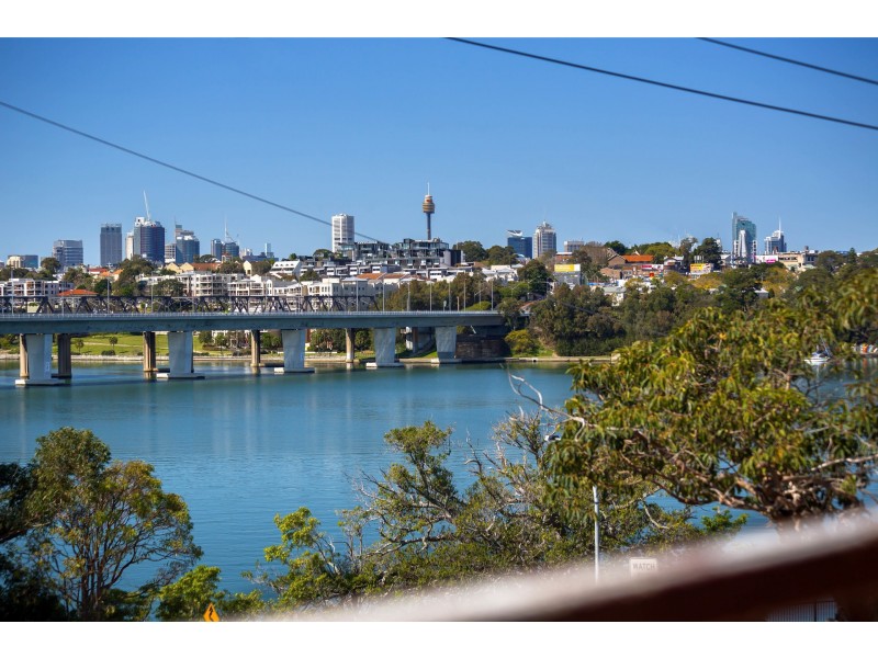 2/5 South Street, Drummoyne NSW 2047