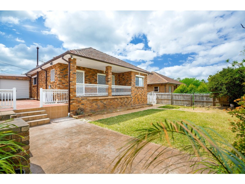 8A Ratcliffe Street, Ryde NSW 2112