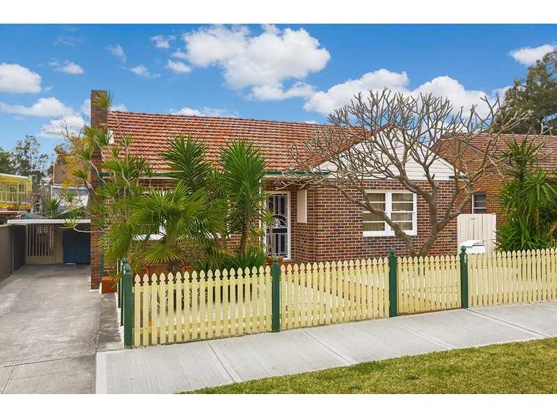 10 Tyler Crescent, Abbotsford NSW 2046