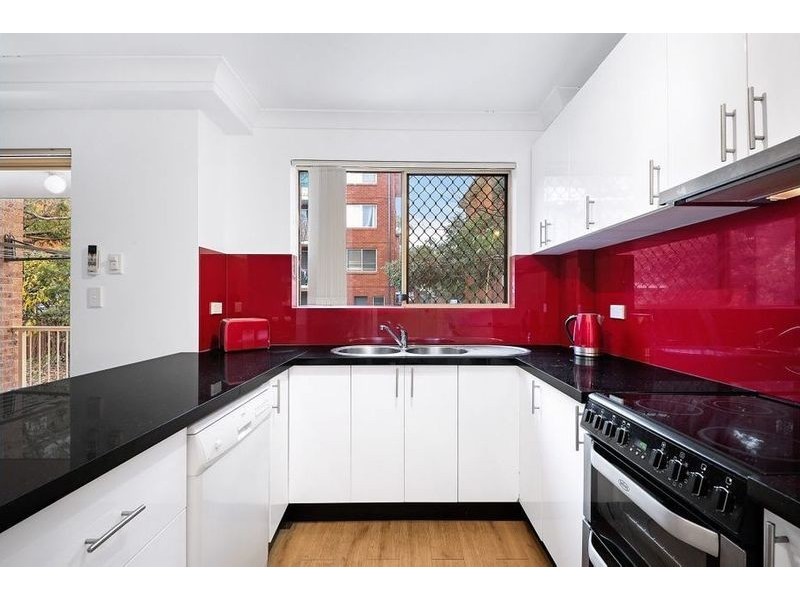 2/1 Hill Street, Marrickville NSW 2204