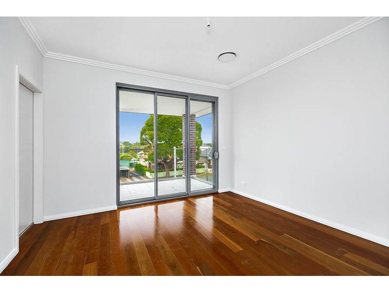 16A Rickard Street, Rodd Point NSW 2046