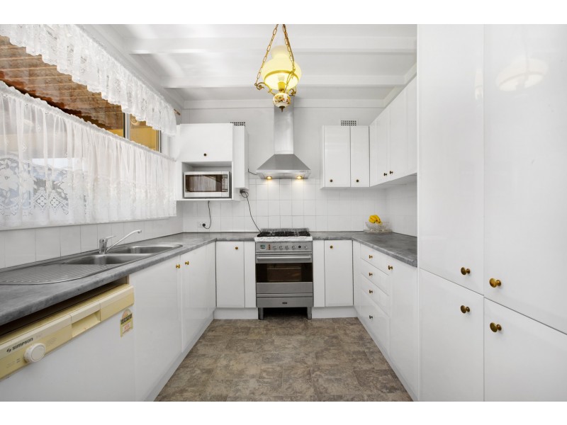 37 Mons Street, Russell Lea NSW 2046