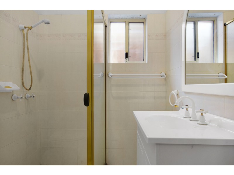 37 Mons Street, Russell Lea NSW 2046