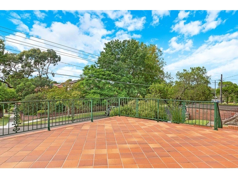 61 Mons Street, Russell Lea NSW 2046