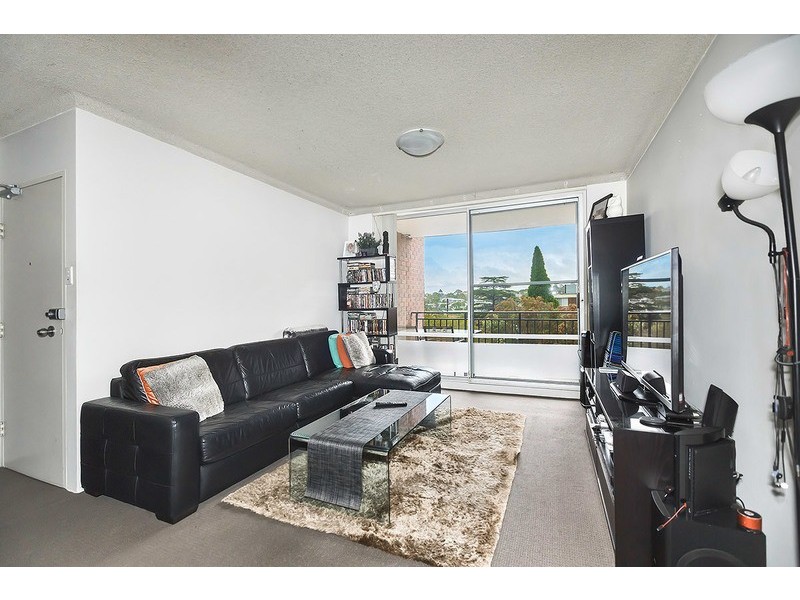 18/8 Bortfield Drive, Chiswick NSW 2046