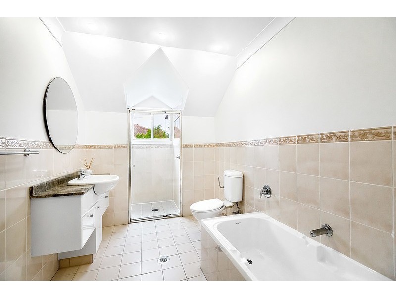 8/15 Queens Road, Five Dock NSW 2046