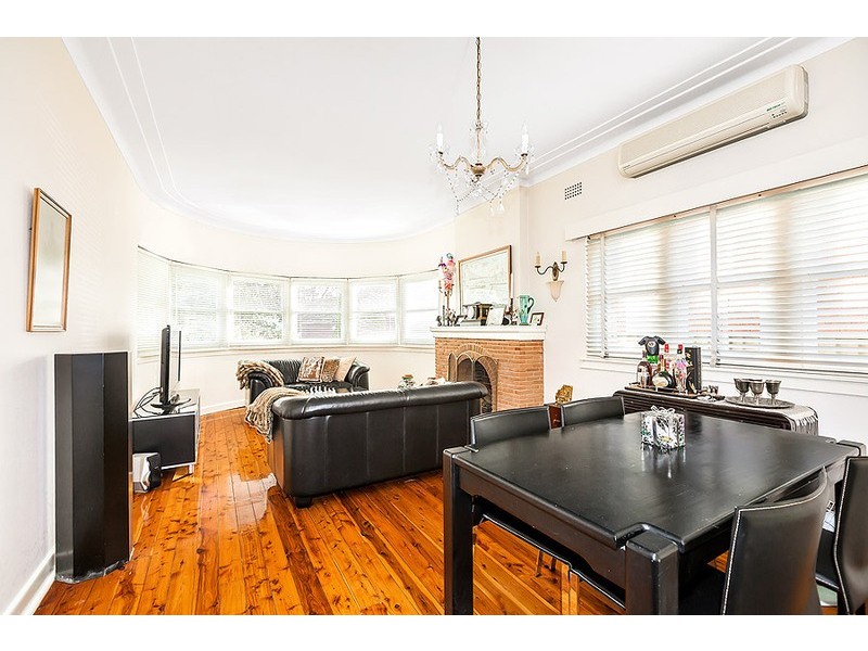 50 Arthur Street, Rodd Point NSW 2046