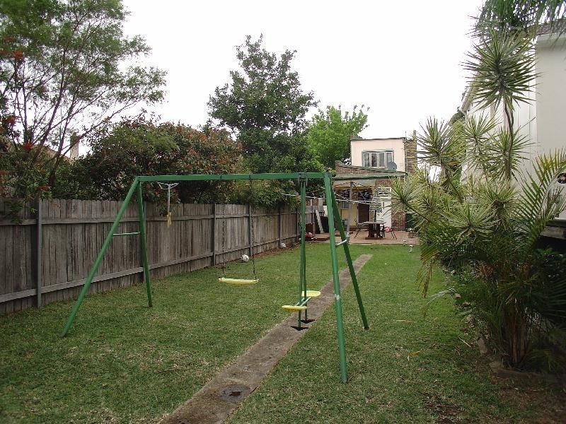 2/16A Hampden Road, Russell Lea NSW 2046