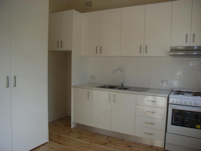 2/16A Hampden Road, Russell Lea NSW 2046