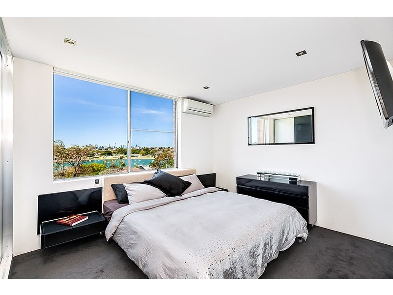 16/2 Bortfield Drive, Chiswick NSW 2046