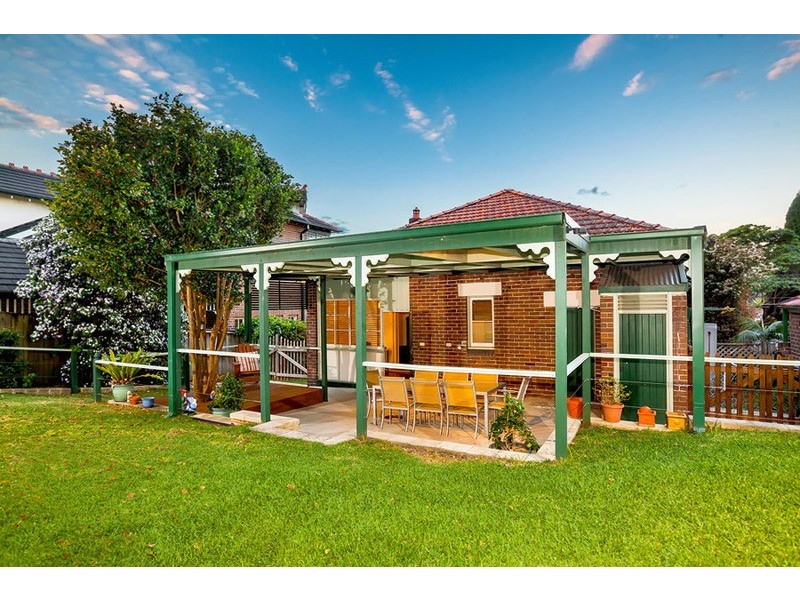 51  Walton Crescent, Abbotsford NSW 2046