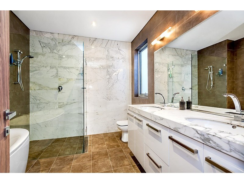 6 Thompson Street, Drummoyne NSW 2047