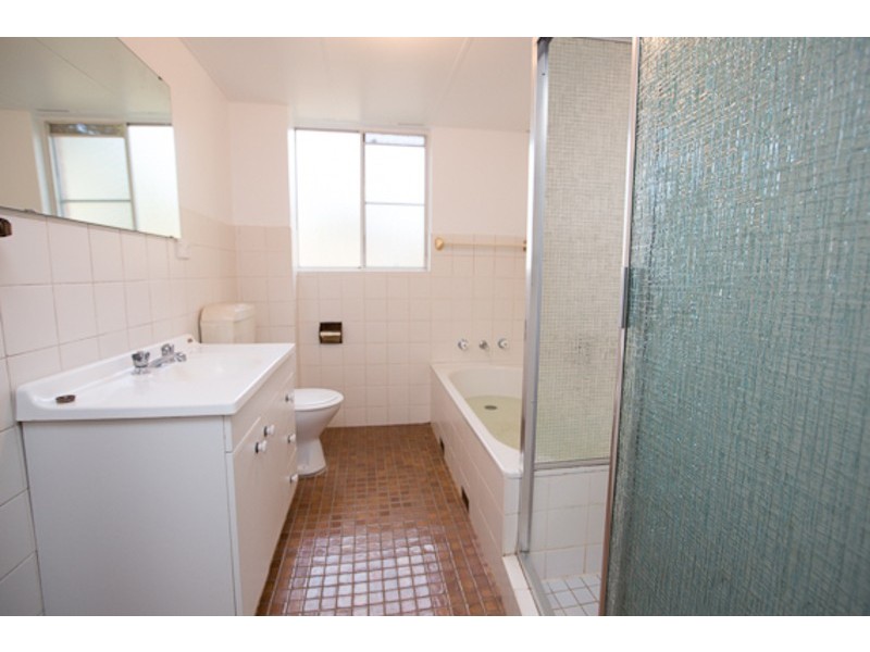 2/156 Hampden Road, Abbotsford NSW 2046