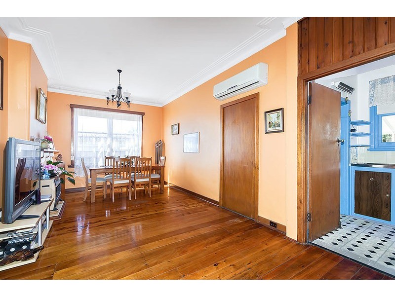 527 Lyons Road West, Five Dock NSW 2046