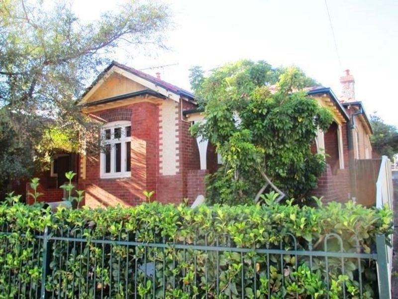 177 Lyons Road, Drummoyne NSW 2047