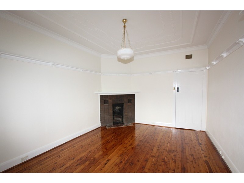 4a  Massey Street, Gladesville NSW 2111