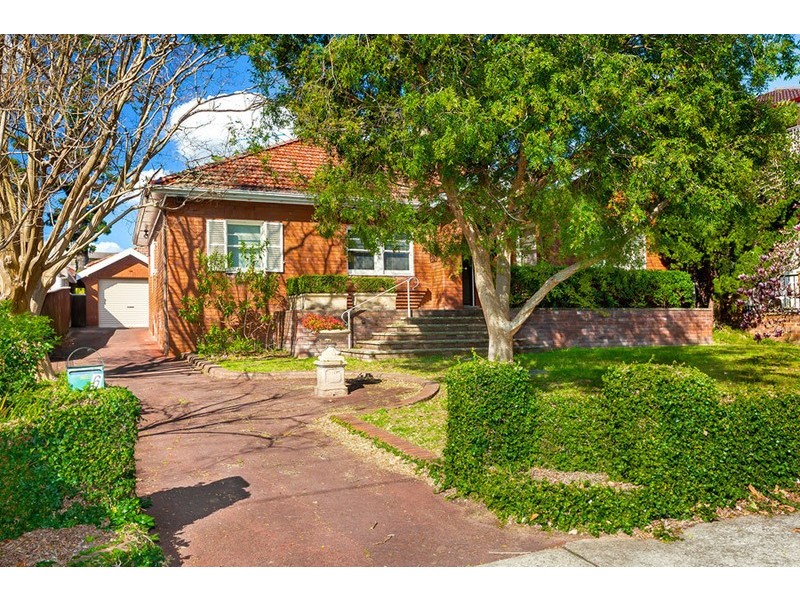 6  Wallis Avenue, Strathfield NSW 2135