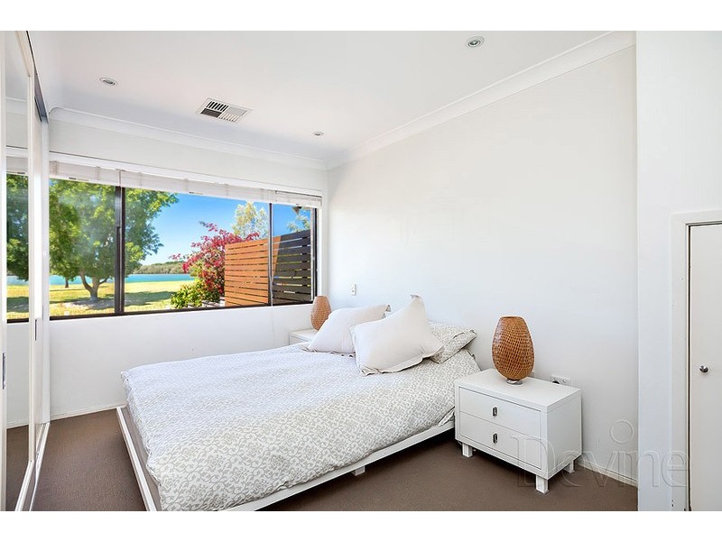 2/9 Llewellyn Street, Rhodes NSW 2138