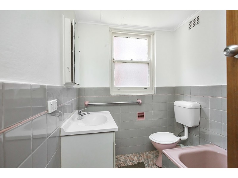 2/34 Russell Street, Strathfield NSW 2135