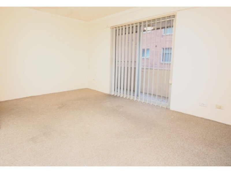 5/64 Sackville Street, Fairfield NSW 2165