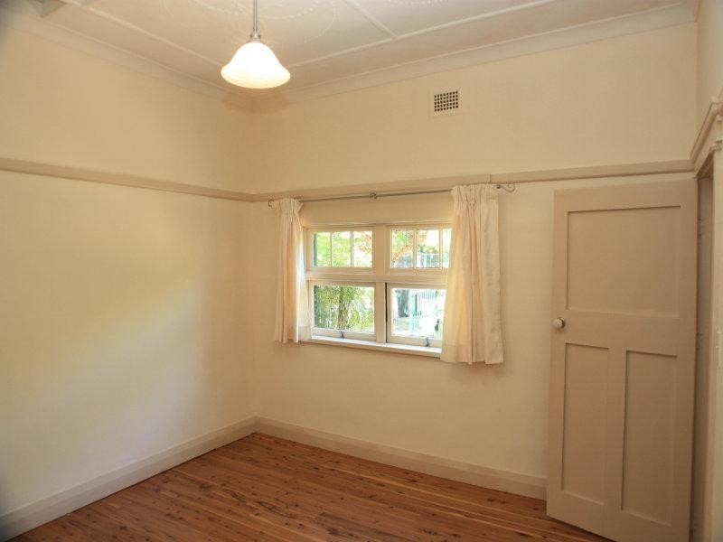 2/16 First Avenue, Campsie NSW 2194