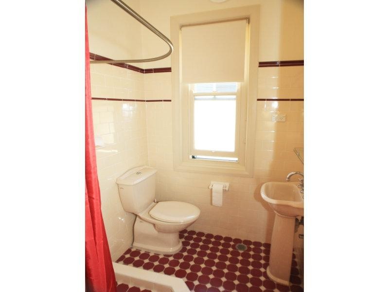 2/16 First Avenue, Campsie NSW 2194