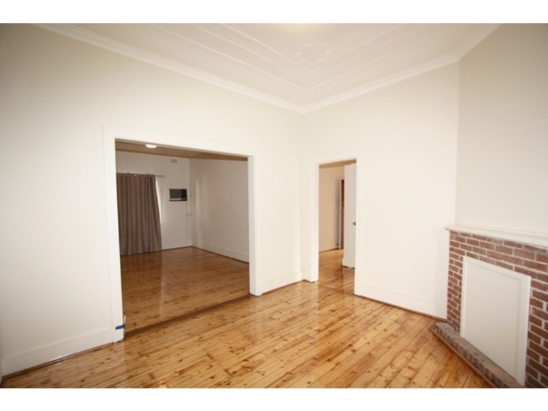 16 Loftus Crescent, Homebush NSW 2140