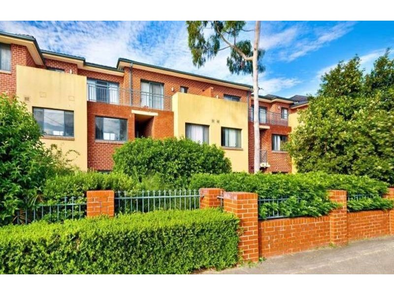 2/10 Belleverde Avenue, Strathfield NSW 2135