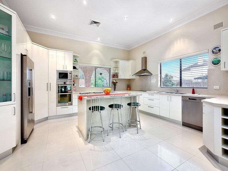 3 Lansdowne Street, Concord NSW 2137