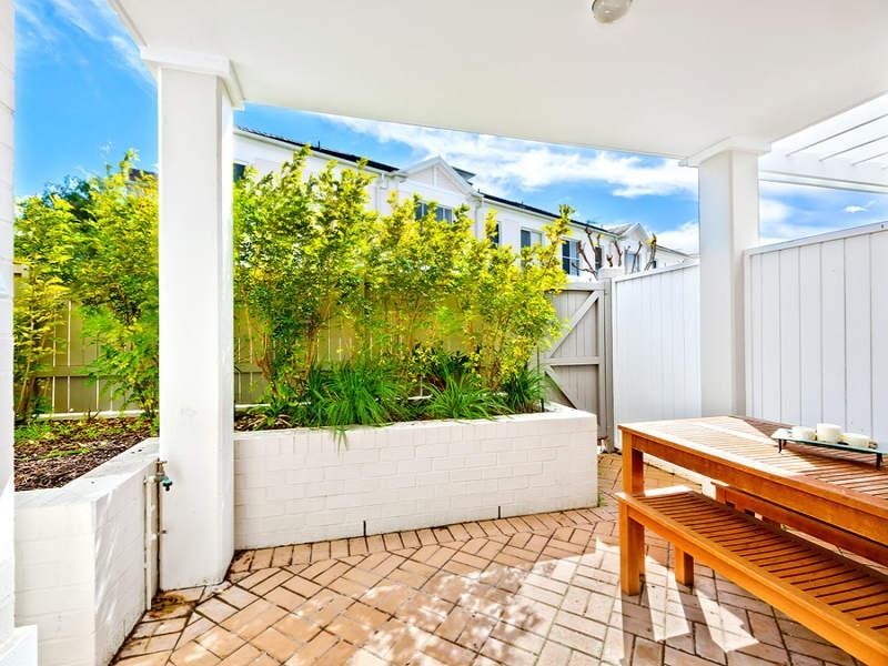 102/6 Fairwater Close, Breakfast Point NSW 2137