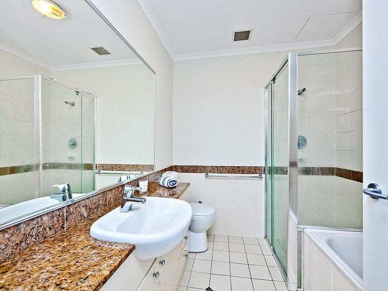 102/6 Fairwater Close, Breakfast Point NSW 2137