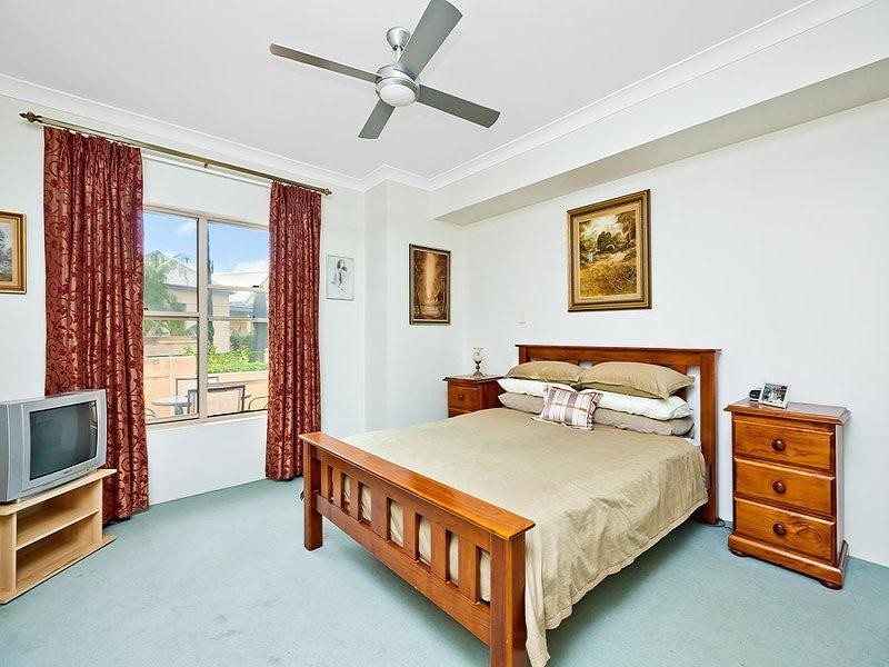 4J/247 Burwood  Road, Concord NSW 2137