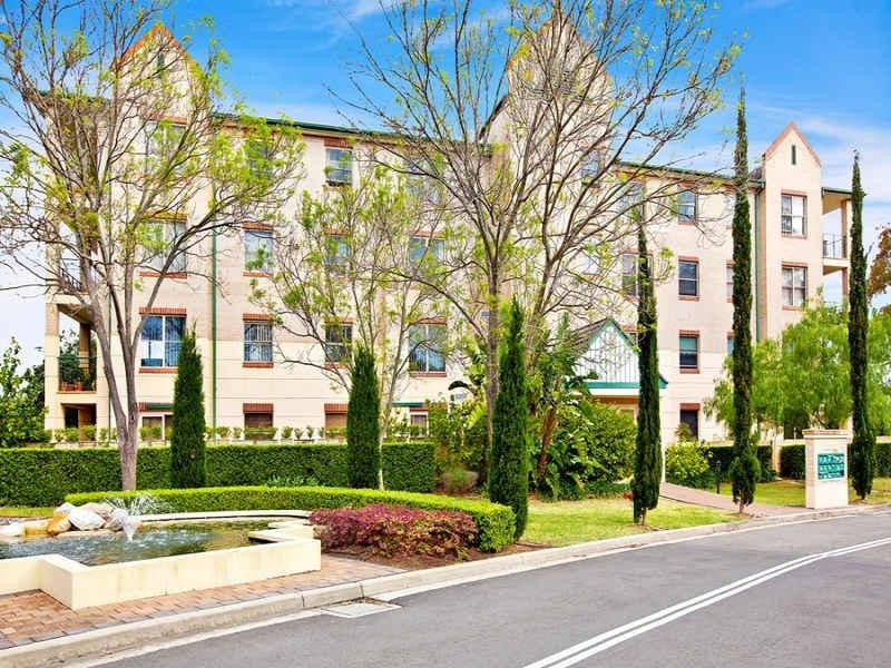 4J/247 Burwood  Road, Concord NSW 2137