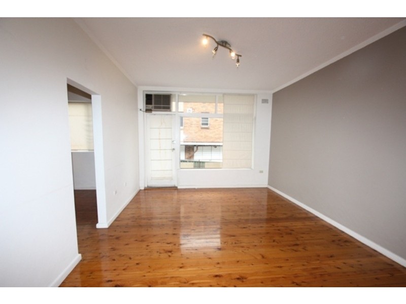 2/120 The  Crescent, Homebush NSW 2140