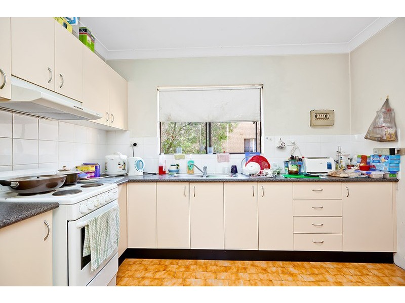 8/28 Weigand Avenue, Bankstown NSW 2200