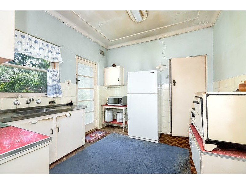 32 Oxford Road, Strathfield NSW 2135