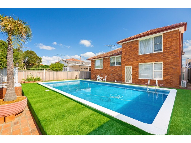 27 Cave Road, Strathfield NSW 2135