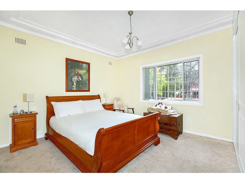 6 Fitzgerald Crescent, Strathfield NSW 2135