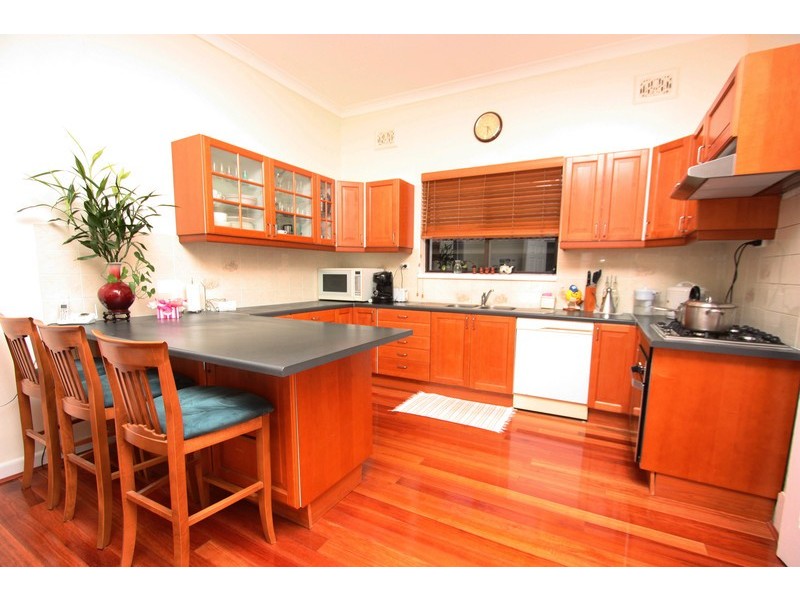 4 Edward Street, Concord NSW 2137