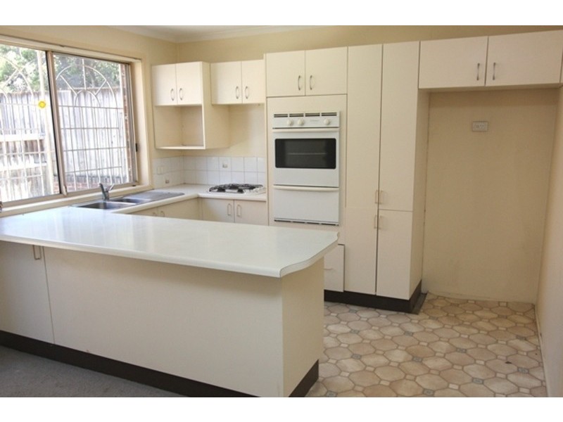 1/9 Watergum Way, Greenacre NSW 2190