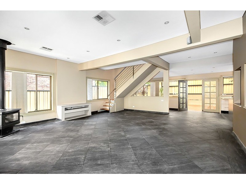 32 Nicoll Street, Roselands NSW 2196